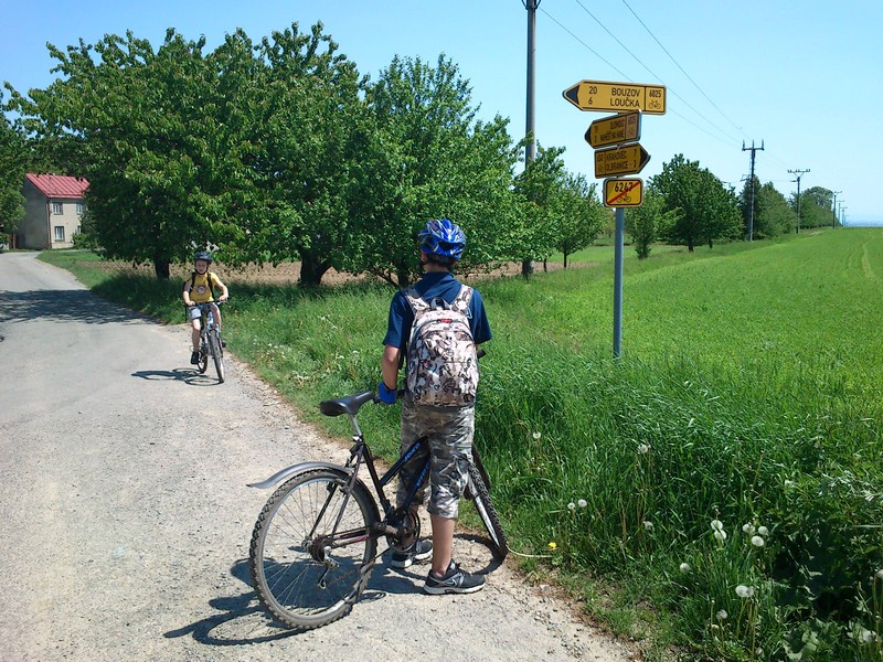 06 - rozcestí cyklotras poblíž Náměště na Hané